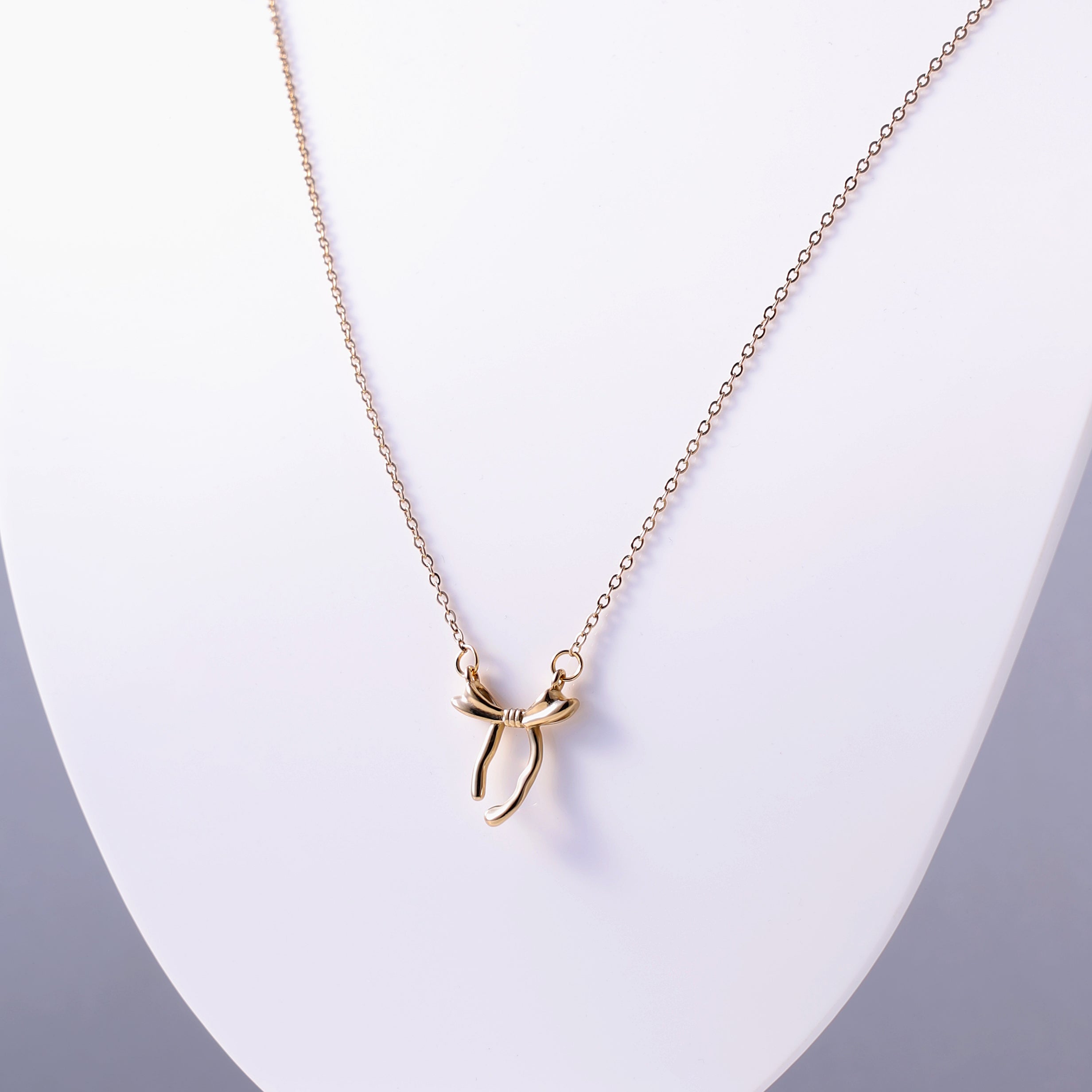 Charming Knotted Bow Necklace