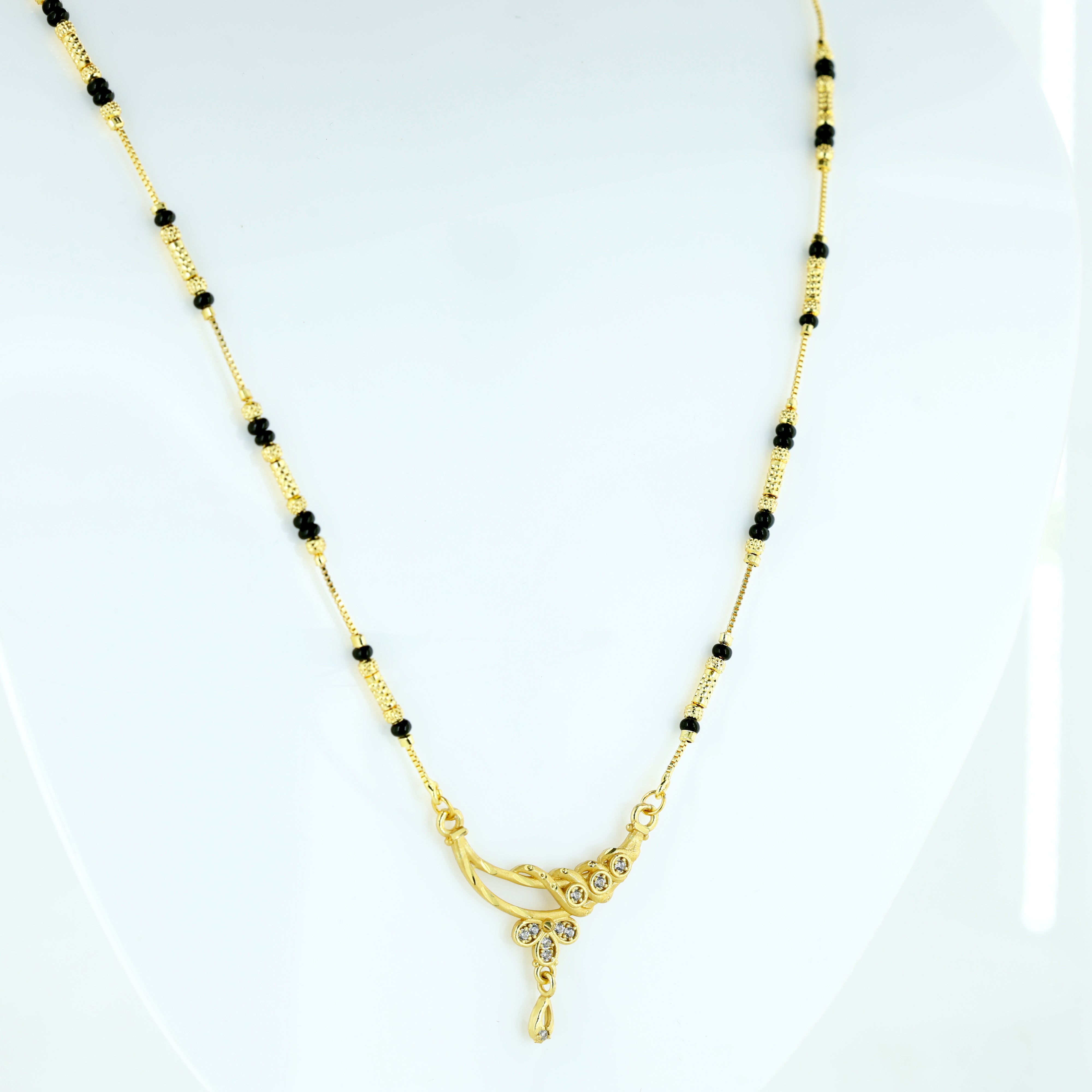 Curvy Floral Mangalsutra