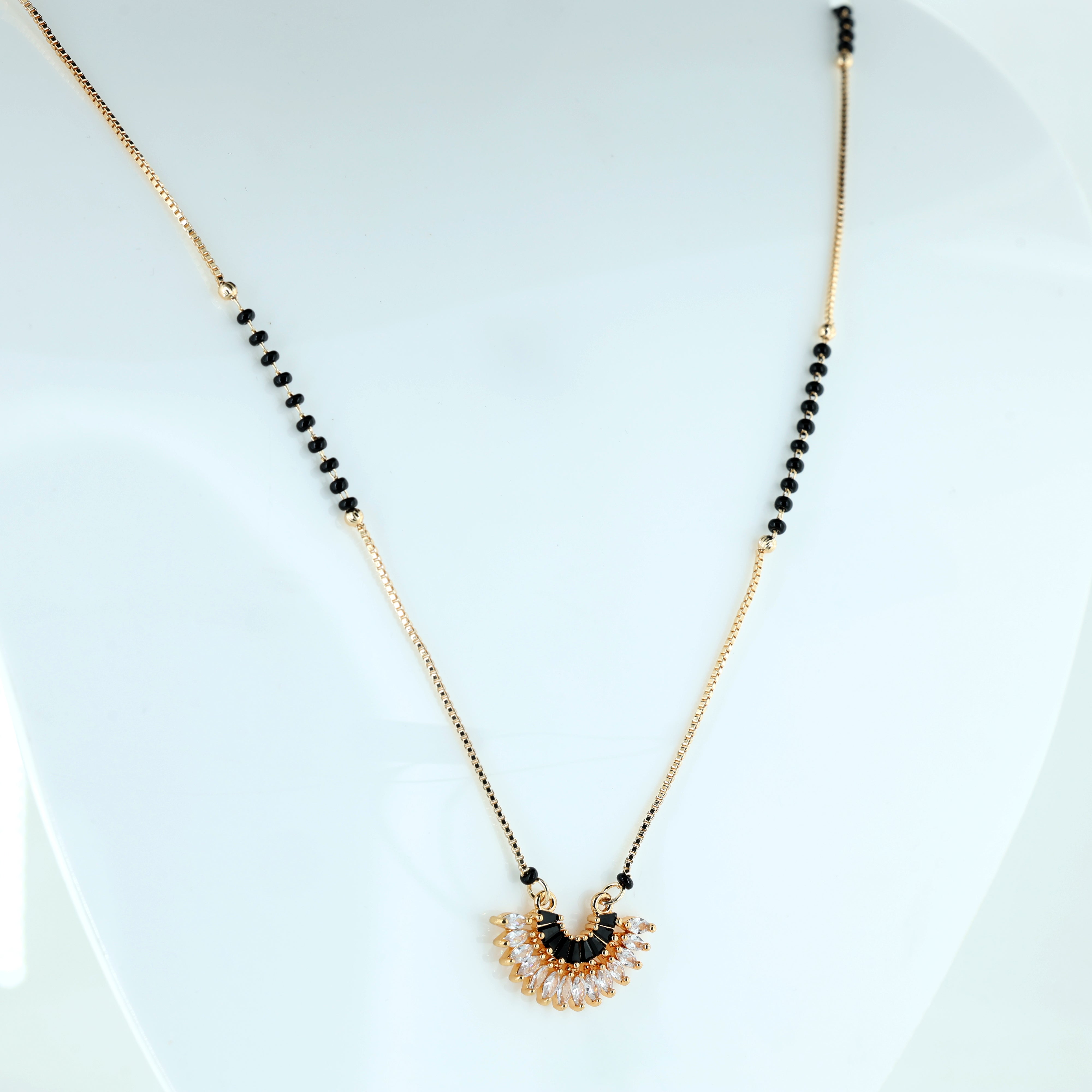The Sunburst Fan Mangalsutra