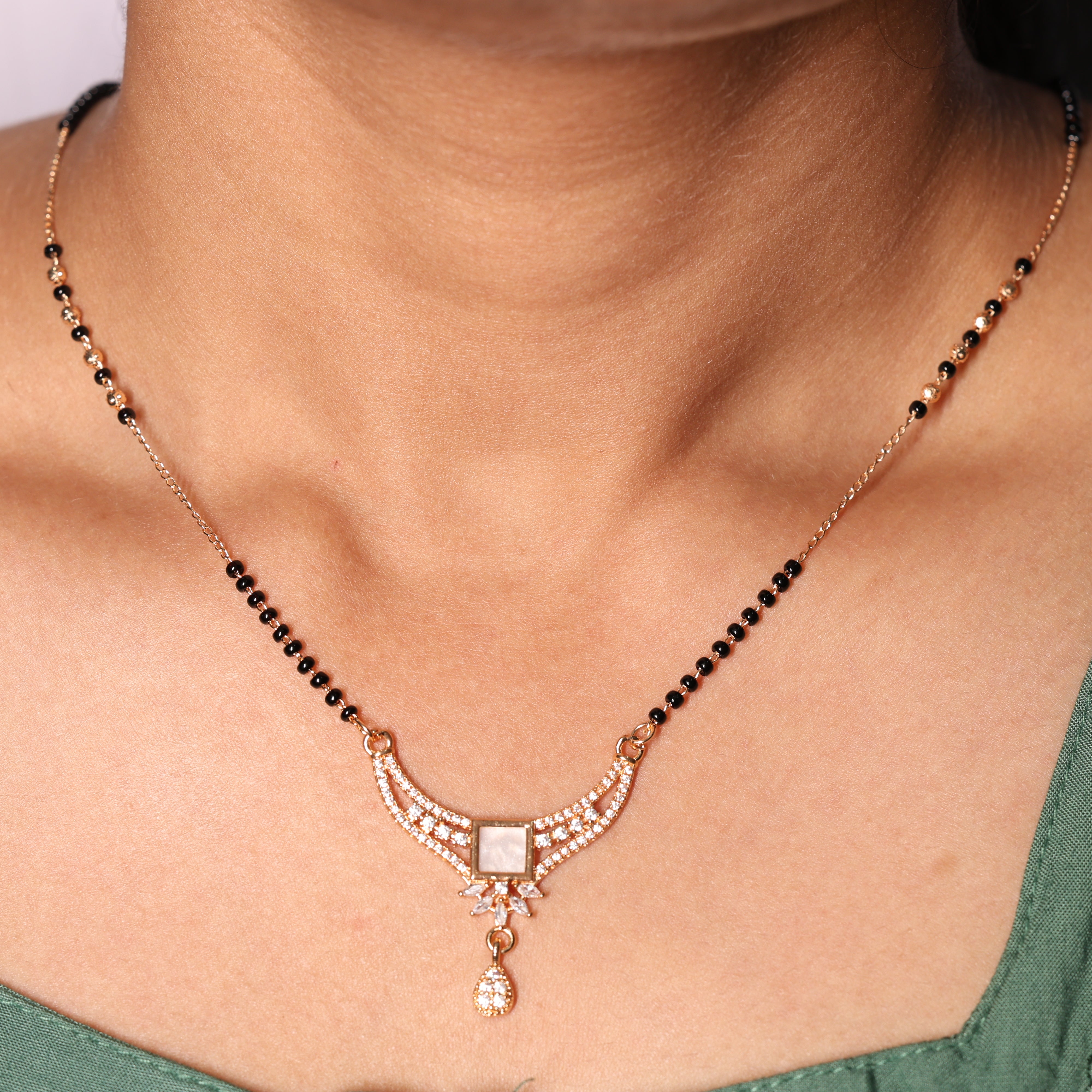 Royal Drop Pendant Mangalsutra