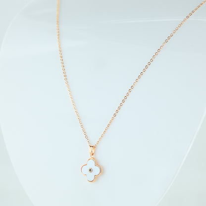 Stylish Rose Gold Plated Clover Pendant Necklace for Women