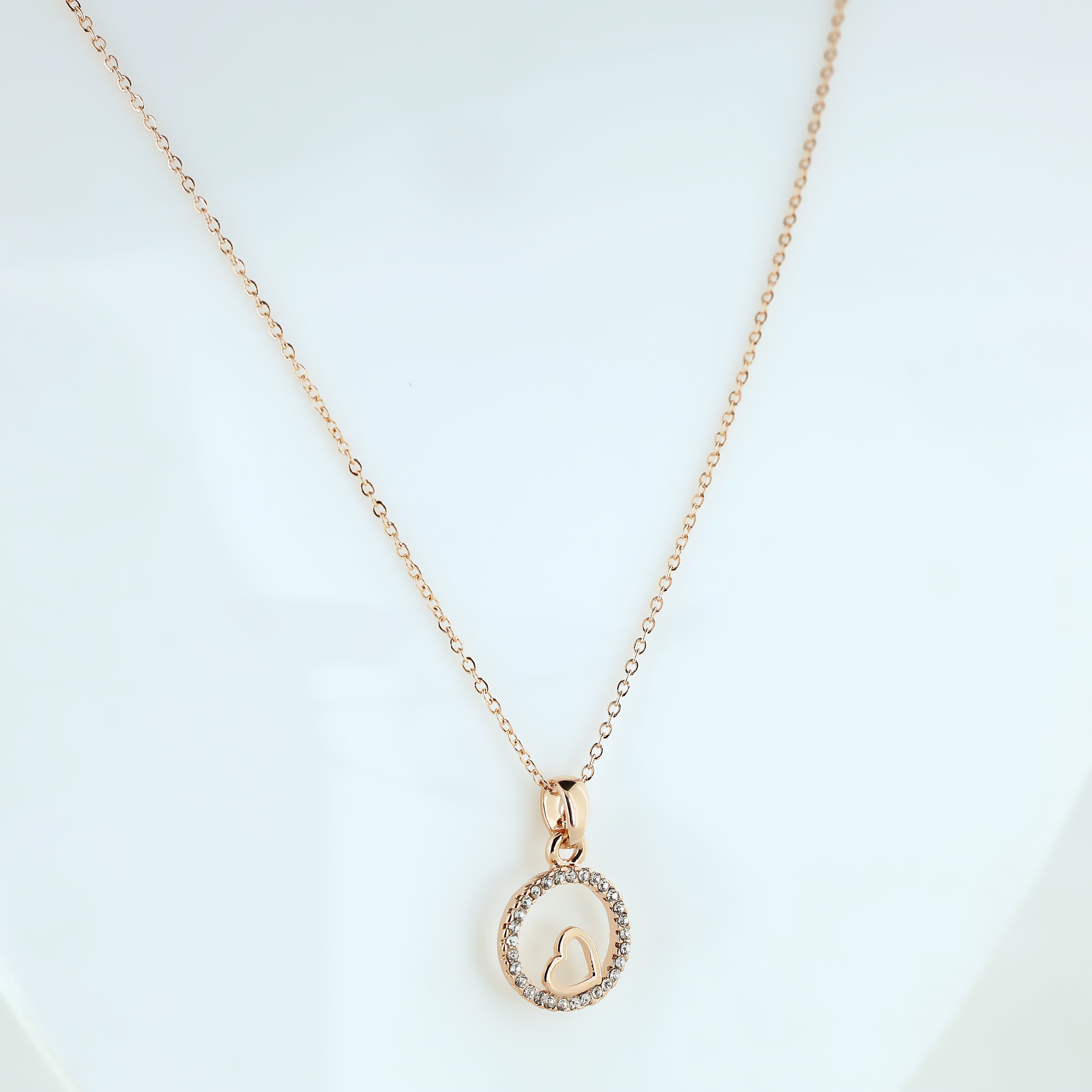 Rose Gold Heart Circle Pendant Necklace for Women
