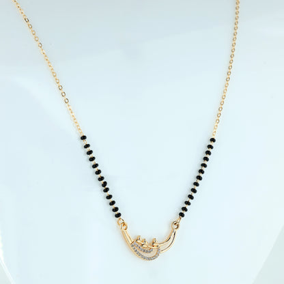 Minimalist Curved Leaf Mangalsutra