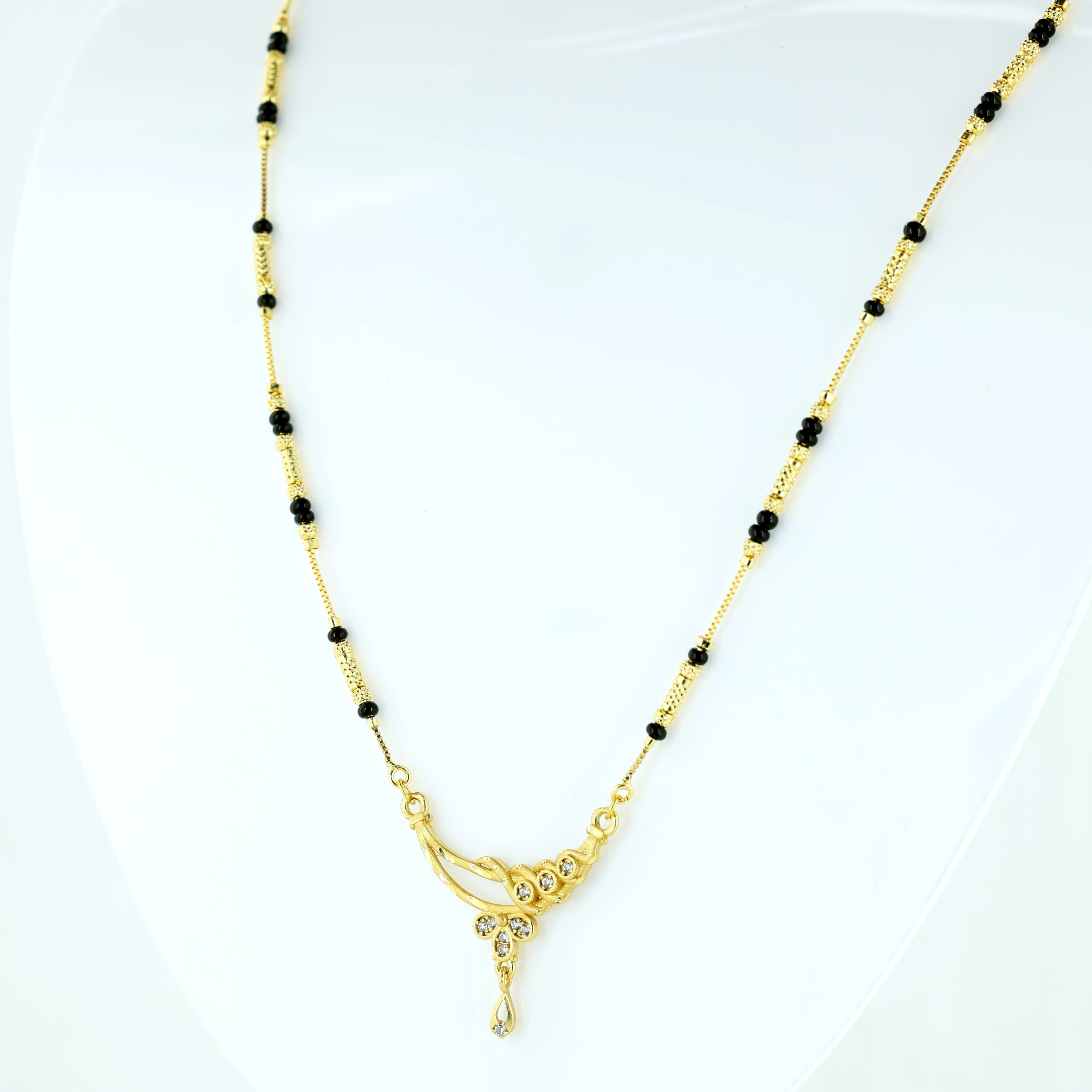Curvy Floral Mangalsutra