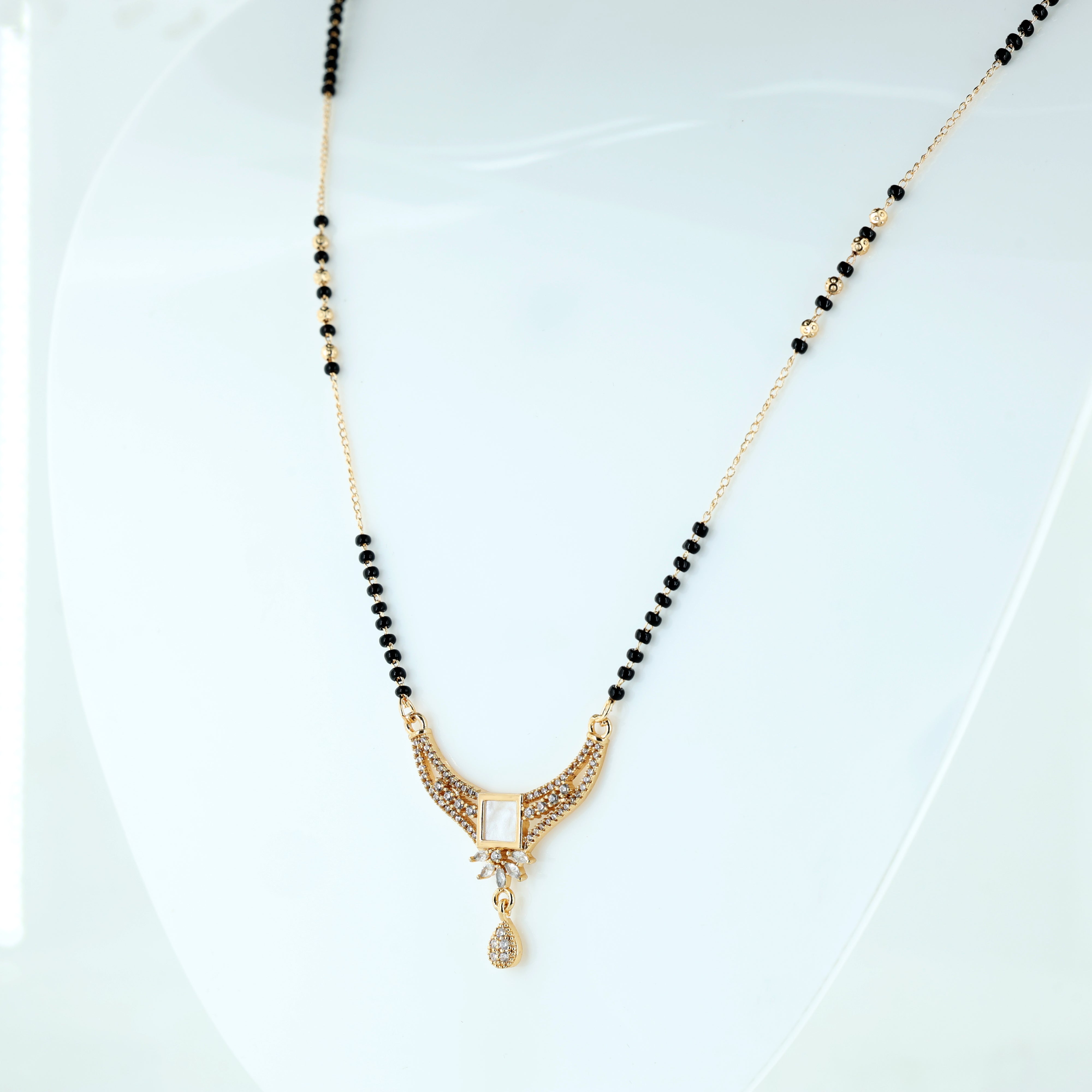 Royal Drop Pendant Mangalsutra