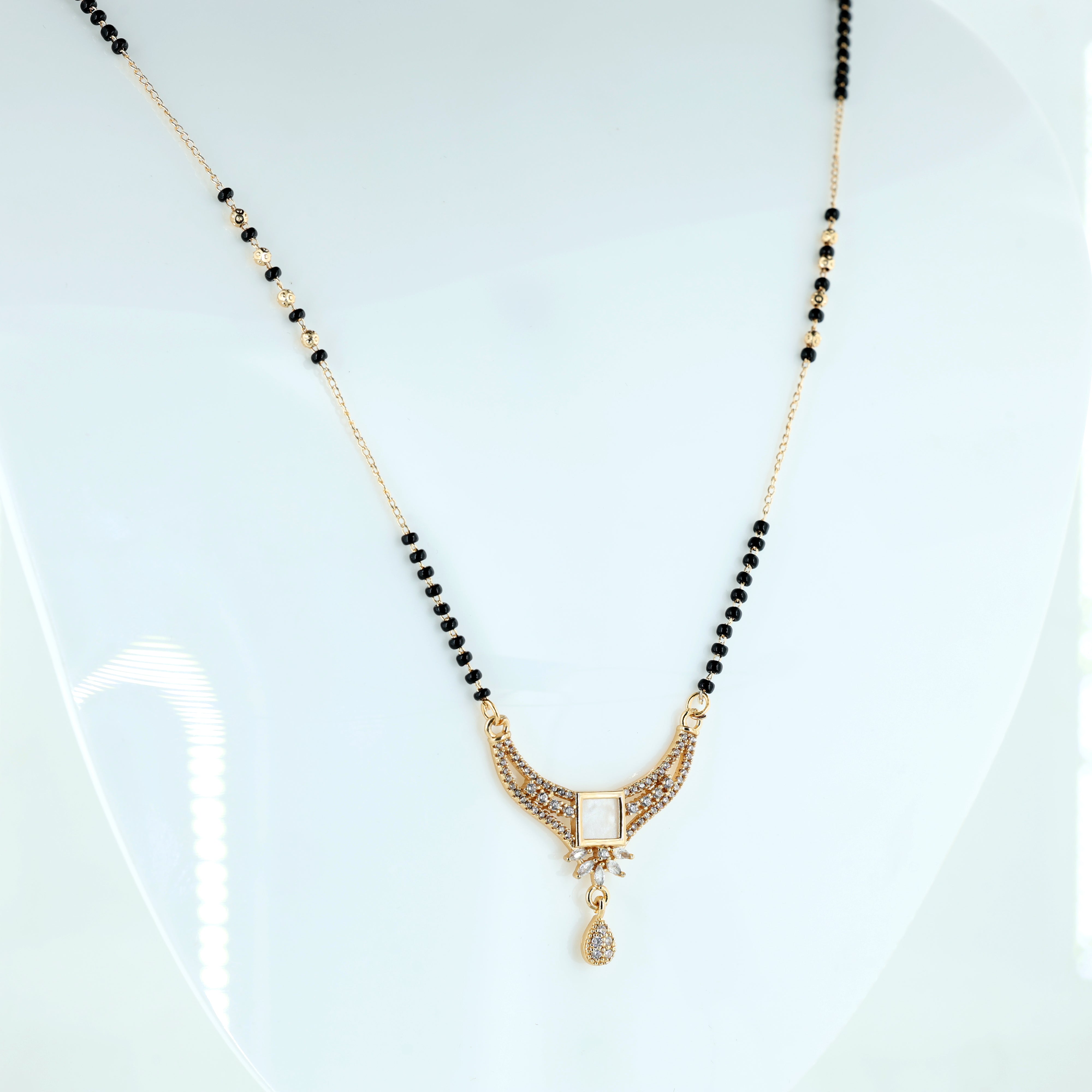 Royal Drop Pendant Mangalsutra