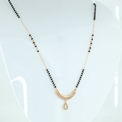 Graceful Crescent Teardrop Mangalsutra