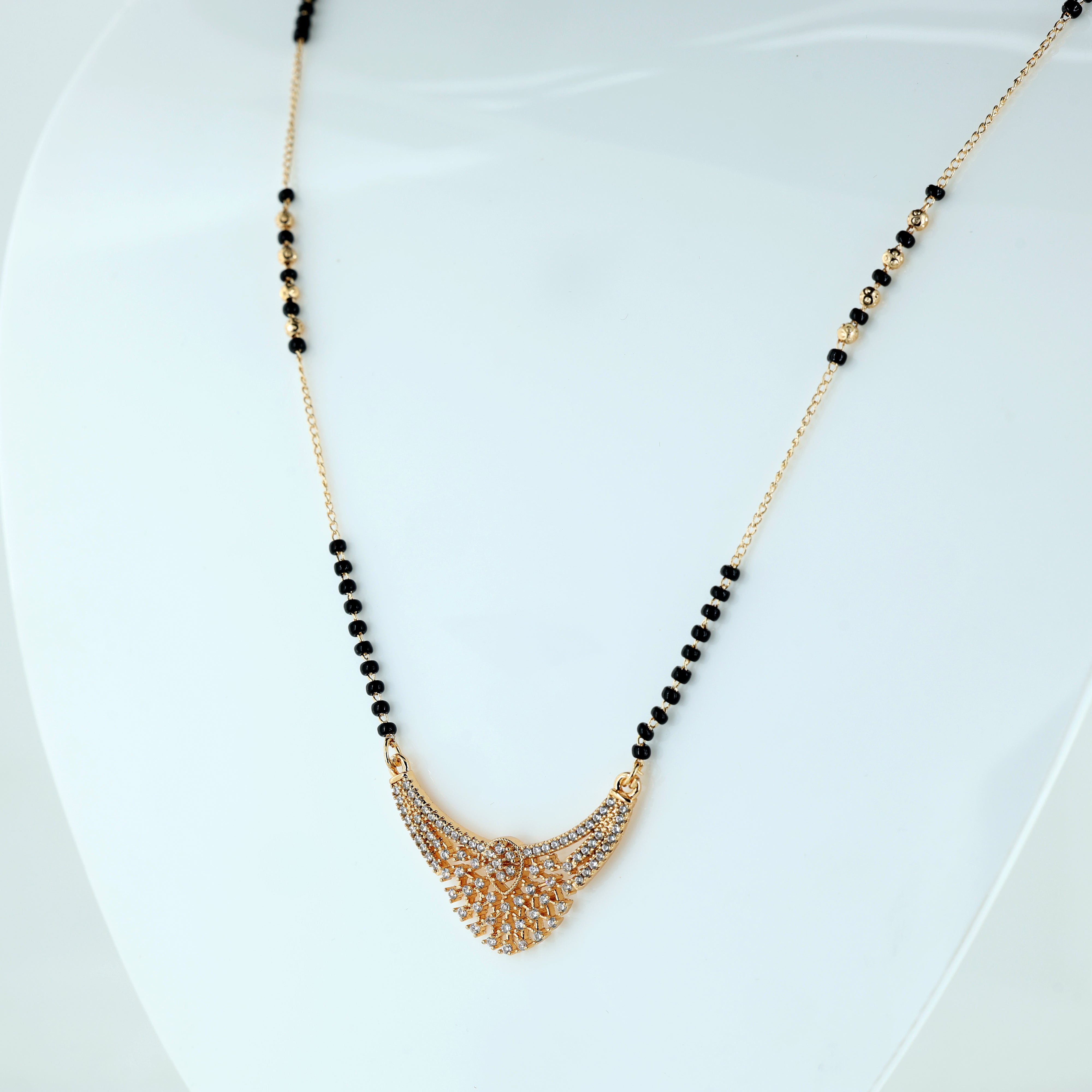 Radiant Lattice Fan Mangalsutra