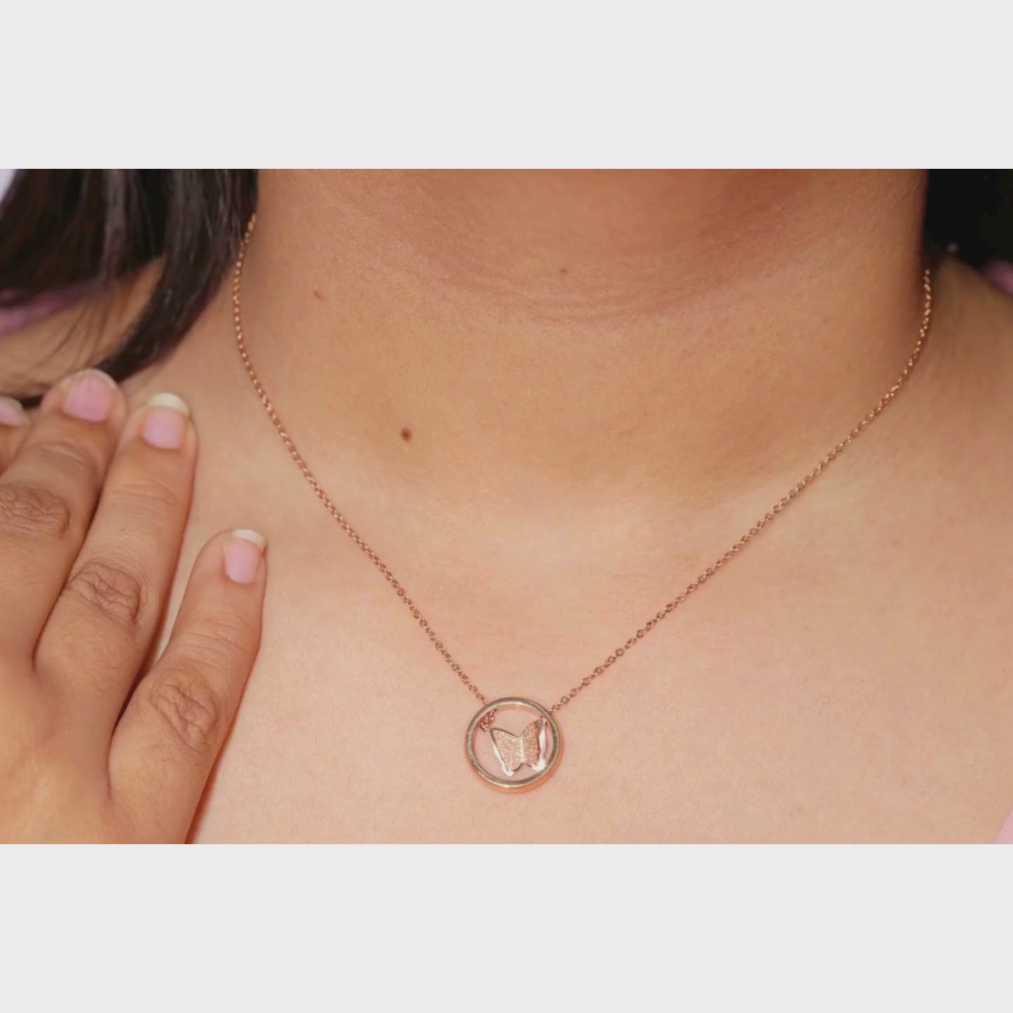 Load video: Elegant Rose Gold Butterfly Circle Pendant Necklace