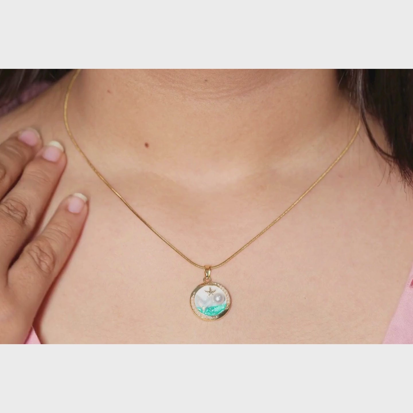 Load video: Ocean Pearl Round Pendant Necklace