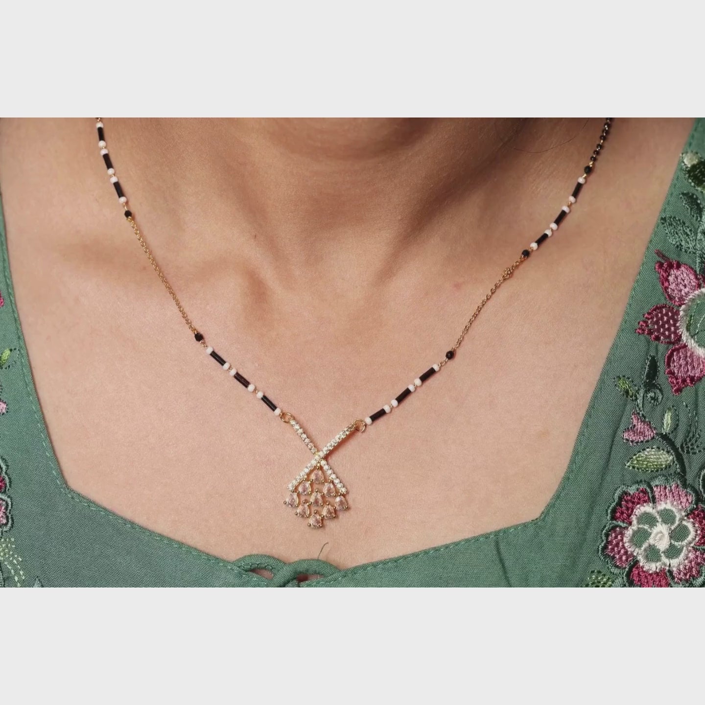 The Majestic Lattice Mangalsutra