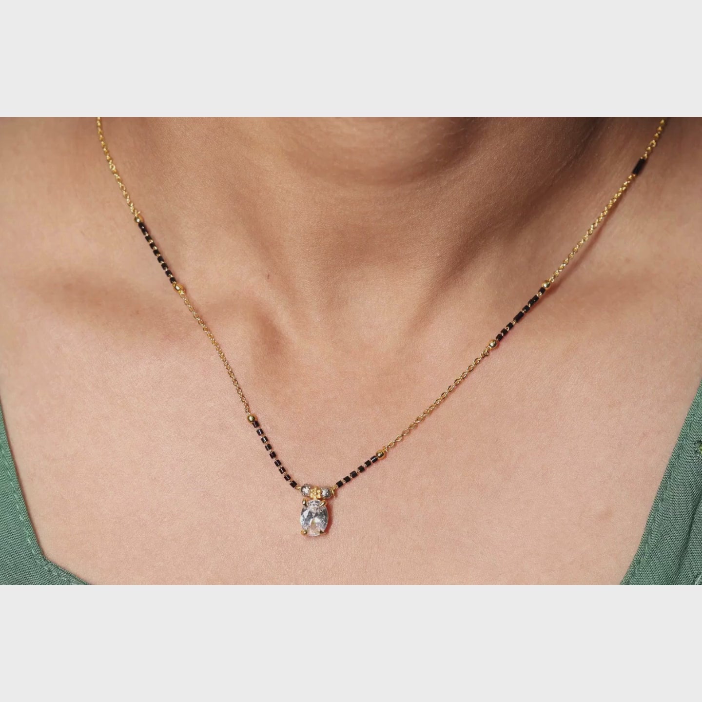 Minimalist Solitaire Drop Mangalsutra